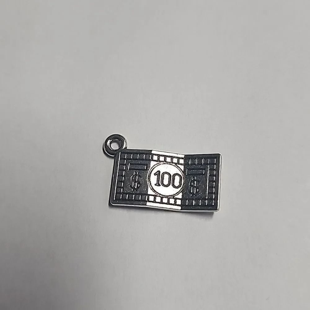 $100āBillāCharmāināSilverāTone